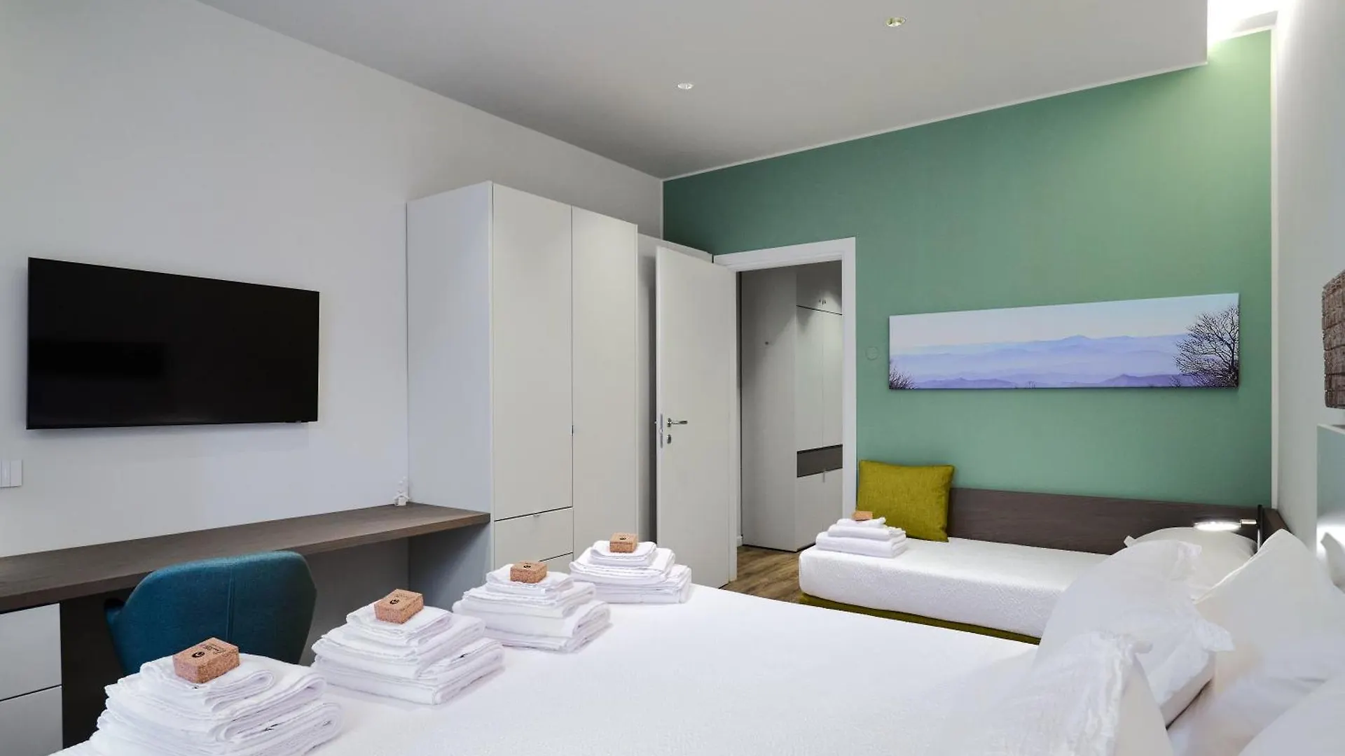 Donatello11 Milan Apartments Italy